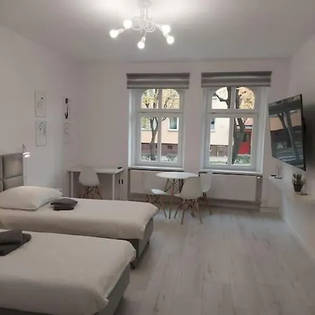 Uroczy Pokojw Poblizu Rynku * Swidnica (Lower Silesia)